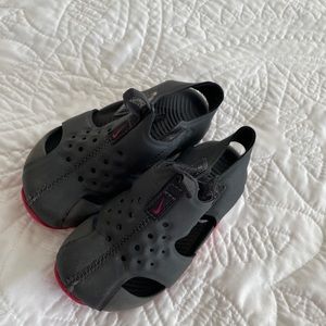 Nike sandals - perfect for daycare